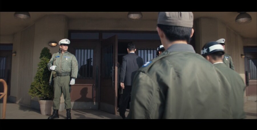 보안이 삼엄한 미군 시설을 뚫는 방법.jpg_12.png