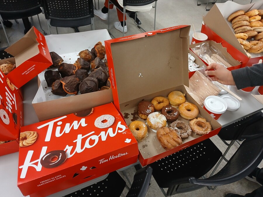 캐나다 사원 복지 도넛_1.jpg