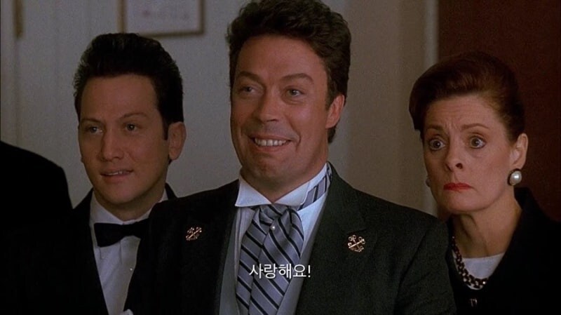 어엿한 호텔리어였다가 파산하고 다른 직업을 찾음_1.jpg