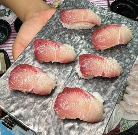 닌슬)세계관의 초밥 네타_18.jpg