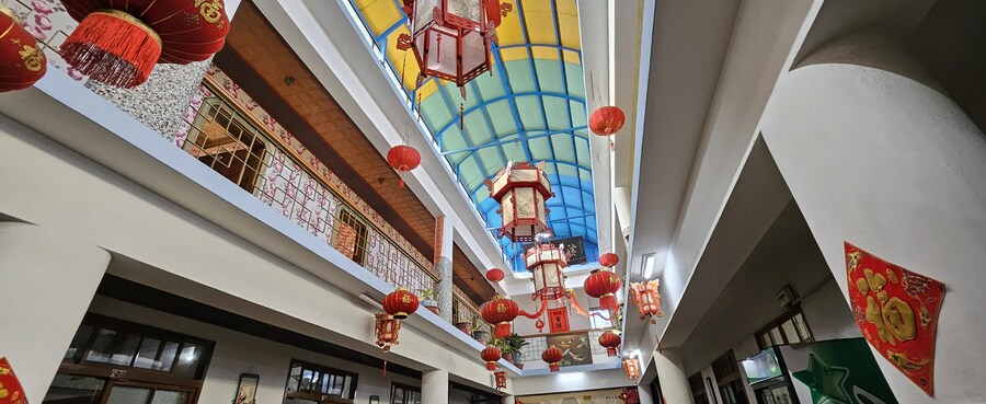 중국집 짬뽕 먹으러 나왔는데 건물이 너무 위험해보인다_2.jpg