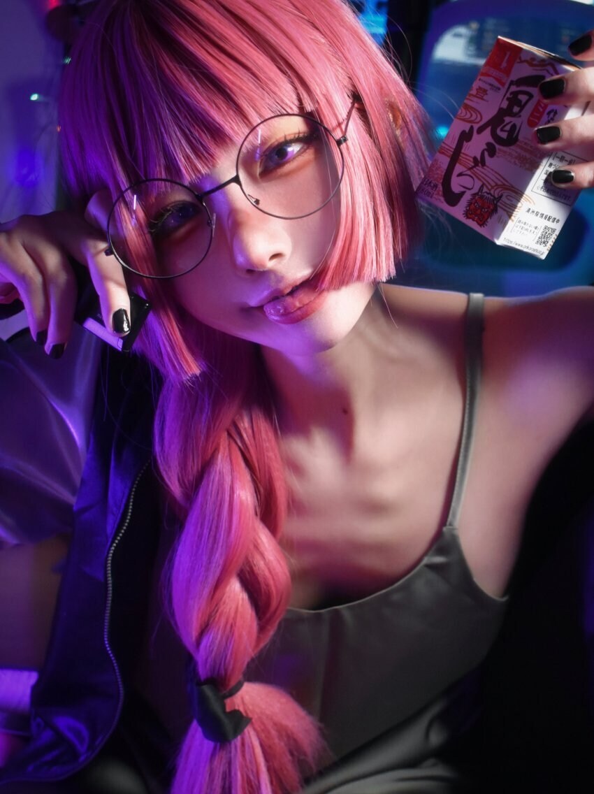 유독 퀄 쩌는 코스플레이어가 많은 알중녀.jpg_17.jpg