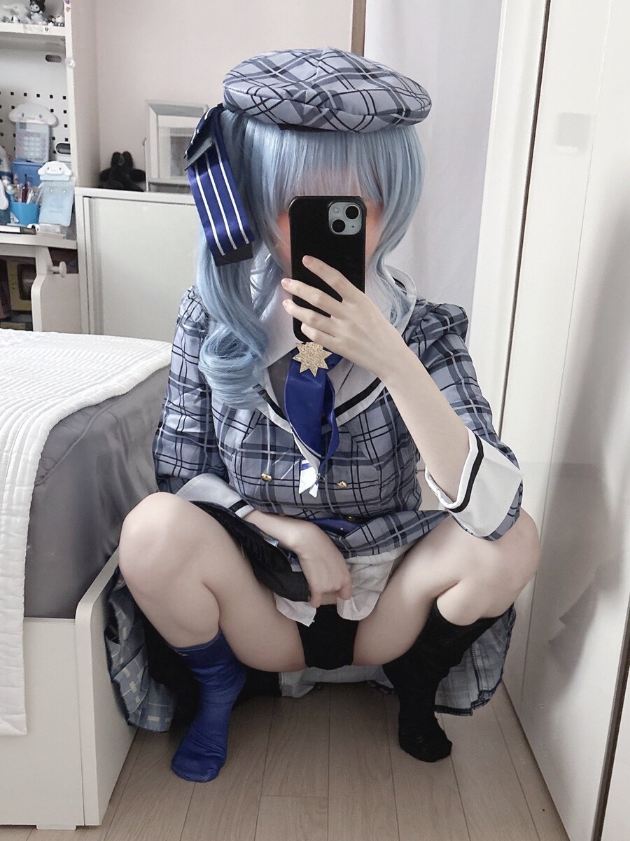 호불호 갈리는 코스프레 자세_3.jpg