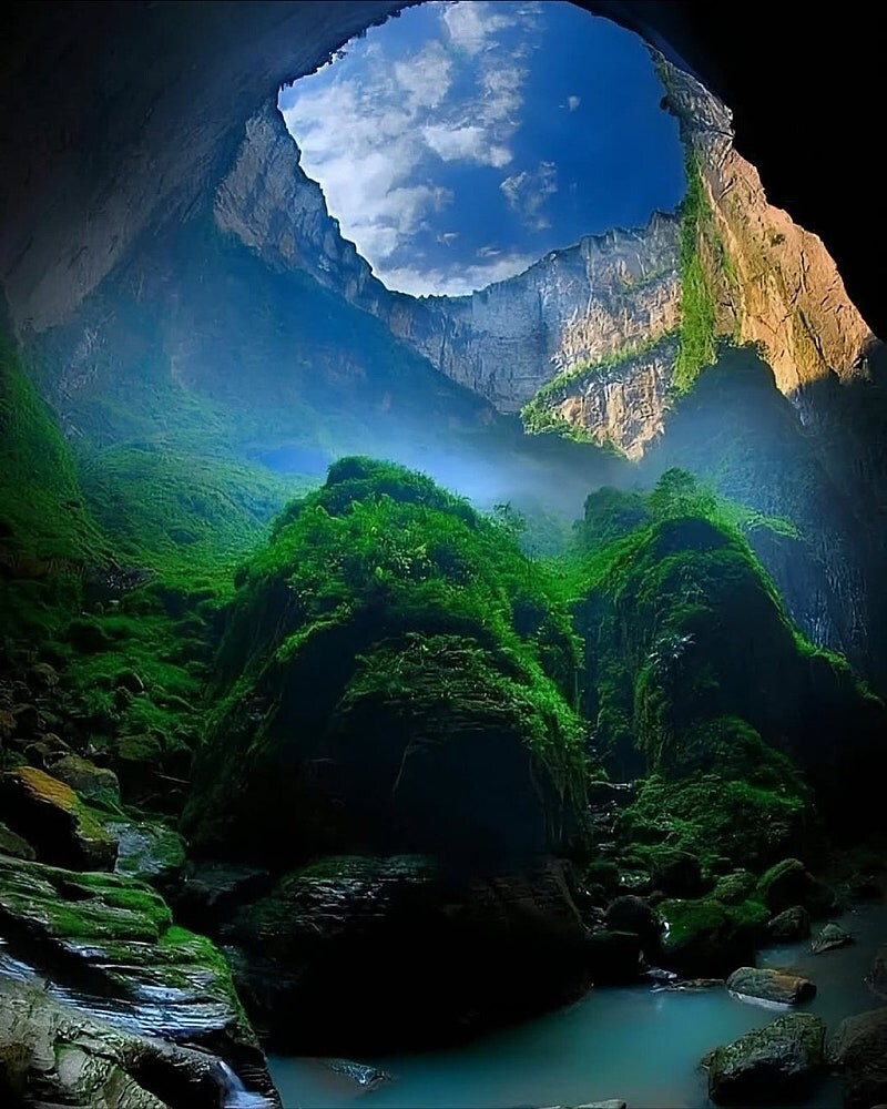 중국에서 발견된 초대형 싱크홀 ㄷㄷㄷ;;_6.jpg