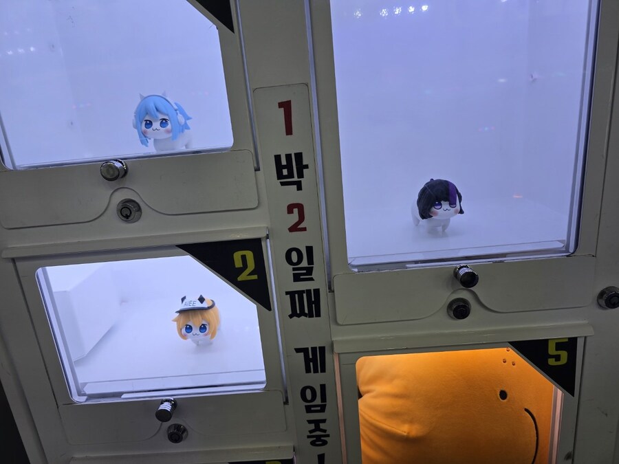 일반인들에게 먹히는 씹덕겜_2.jpg