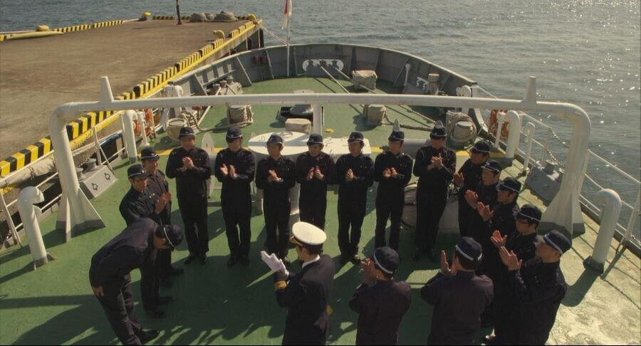 주인공이 남극의 쉐프가 된 이유_4.jpg