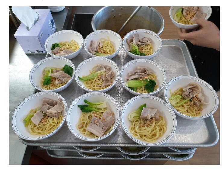 남극 실제 쉐프들이 해주는 요리vs남극의 쉐프 프로그램이 해준 요리_3.png