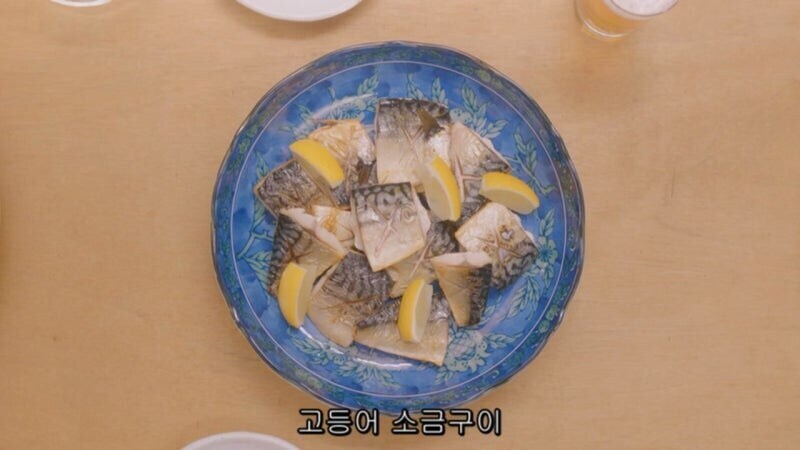 남극기지에 와서 밥해주고 빨래해주는_17.jpg