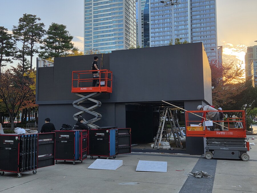 지스타 개최 준비중_2.jpg
