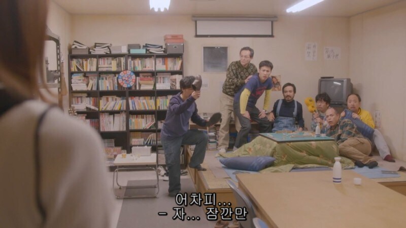 남극기지에서 밥해주고 빨아주던 여자의 정체_25.jpg