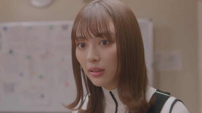 남극기지에서 밥해주고 빨아주던 여자의 정체_31.jpg