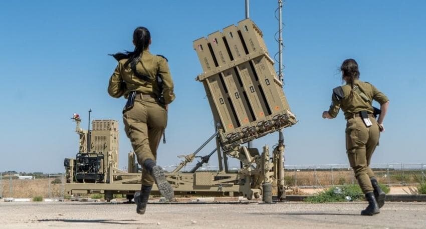 아니 예비군 가는데 엉덩이 이게 맞음?_4.jpg