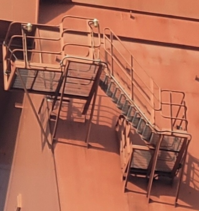 님들 여기 계단 올라갈수 있음?_1.jpg