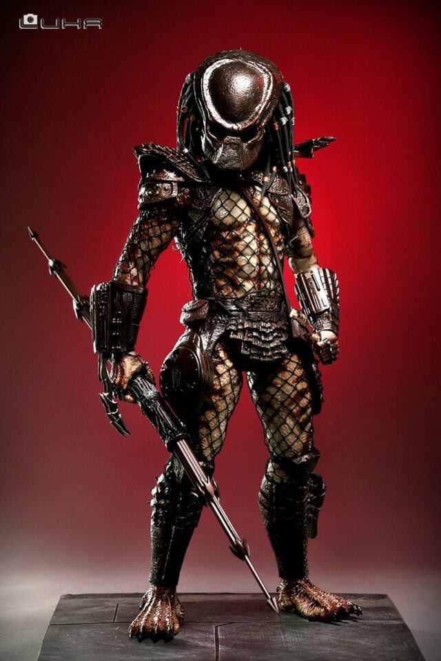 프레데터 1편과 2편 외계인 생긴거 비교_6.jpg