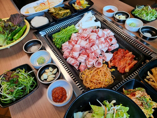 인터넷에서 싸우고 현실에서 만나게 되면_2.jpg