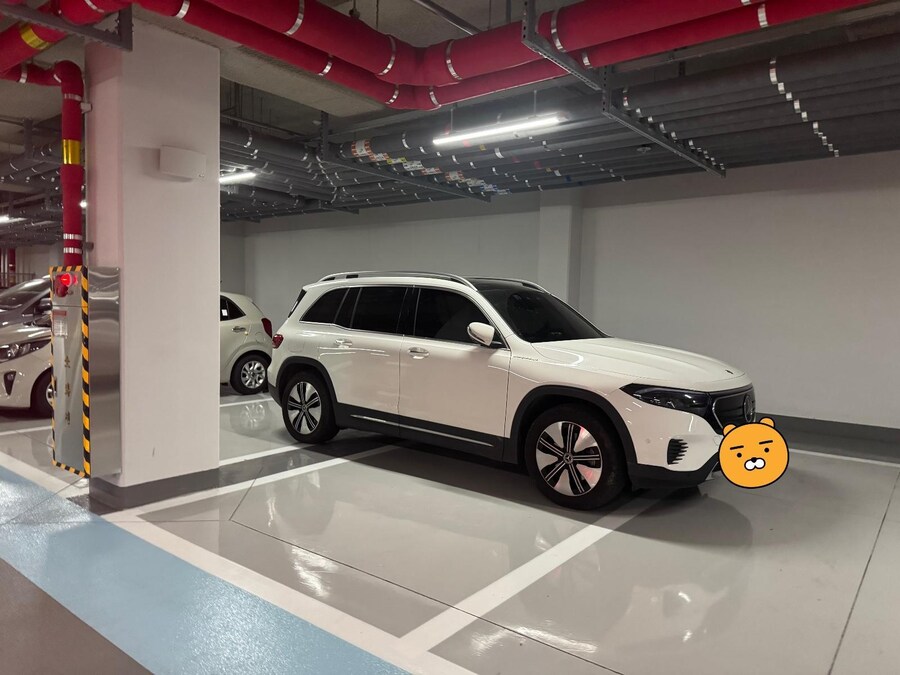 주차 좉같이 한 벤츠_2.jpg