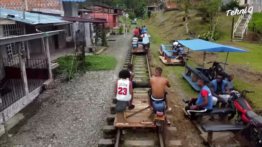 버려진 철로를 사용하는 법_1.jpg