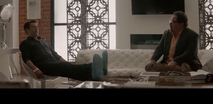 해피 해고하는 아이언맨_1.jpg