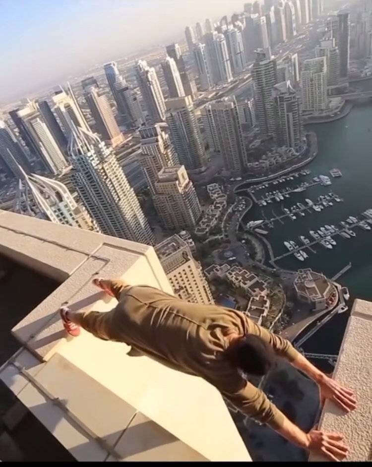 10초 버티면 바로 통장에 일시불 100억 입금_1.png