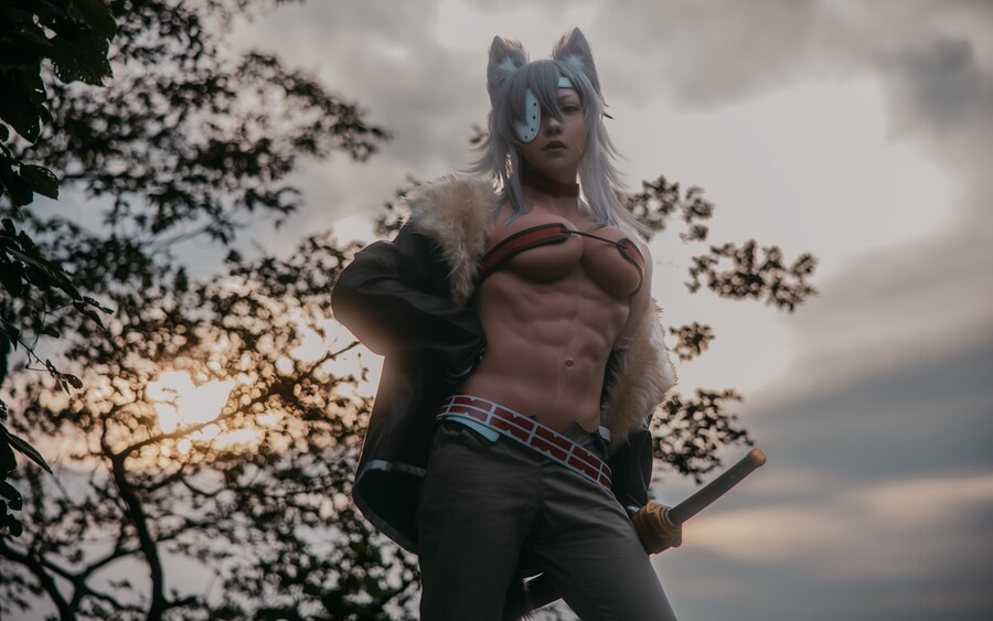 AI같은 코스프레_2.jpg