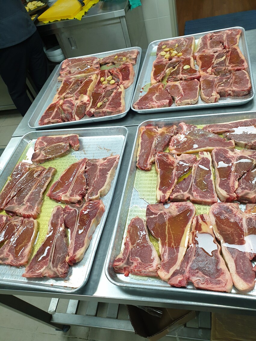 남극 연구대원들이 먹는다는 빈약한 메뉴들.._5.png