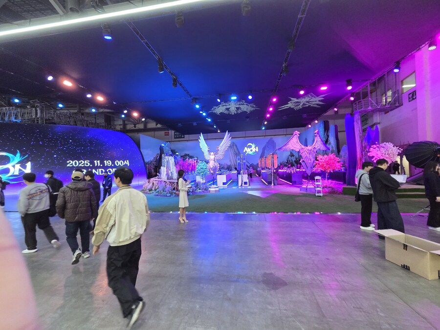 지스타 내부 구경해보셈_2.jpg