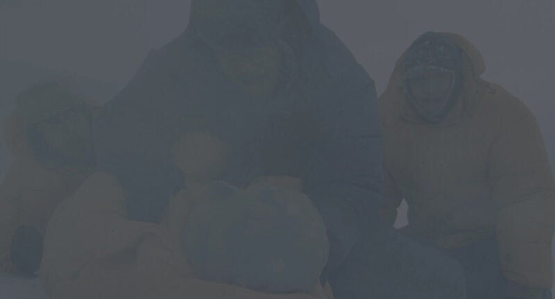 남극기지에서 탈출하는 남극대원_12.jpg