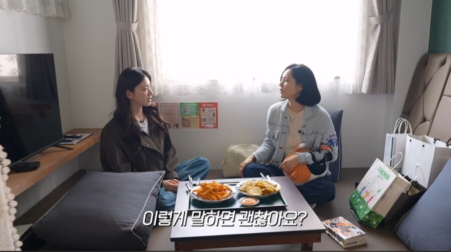 예쁜 사람들이 말하는 뭐라고 반응해야 할지 모르겠을 때.jpg_3.jpg