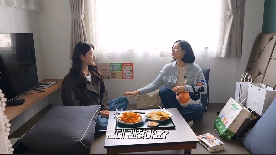 예쁜 사람들이 말하는 뭐라고 반응해야 할지 모르겠을 때.jpg_1.jpg