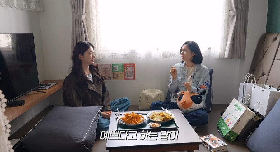 예쁜 사람들이 말하는 뭐라고 반응해야 할지 모르겠을 때.jpg_9.jpg