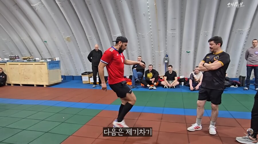 남극의 셰프 모순?_9.png