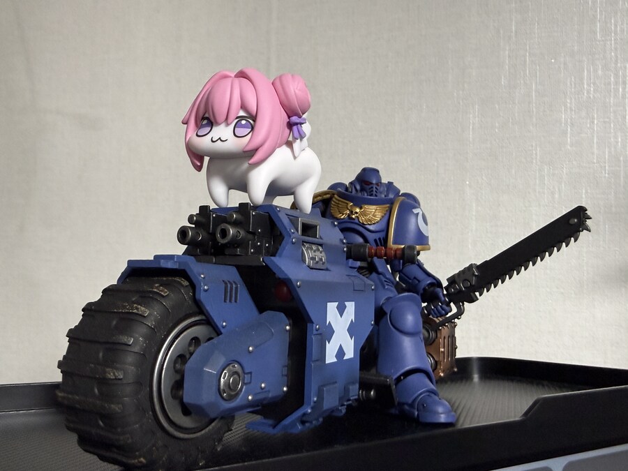 도로롱 피규어 왔다_2.jpg