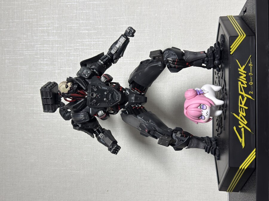 도로롱 피규어 왔다_4.jpg