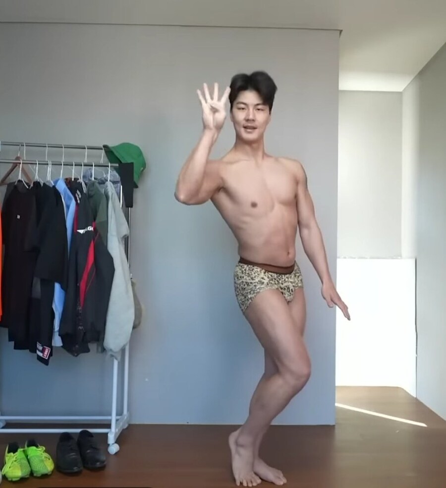 외모 포기하면 100억원 받음.jpg_7.jpg