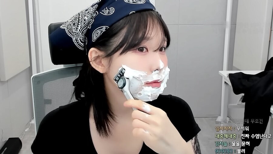 점점 미쳐가는 유튜브 광고 생태계.jpg_27.png