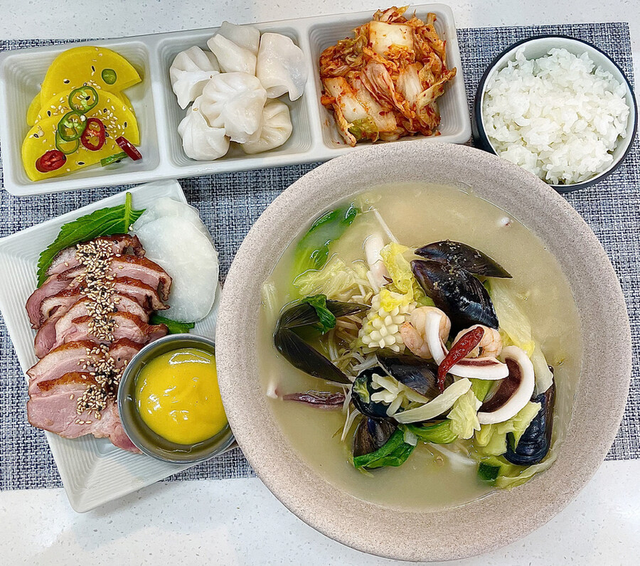 구내식당 음식이 가장 맛있능 회사가 어딘지 아십니까_3.jpg