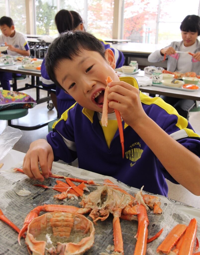 레전드라는 일본 초등학교 급식 퀄리티.jpg_4.png