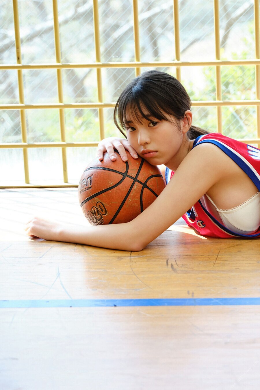 호불호 갈리는 복장 jpg_5.jpg