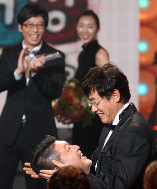 복수는 받은걸 몇배로 되갚아주는 것_2.jpg