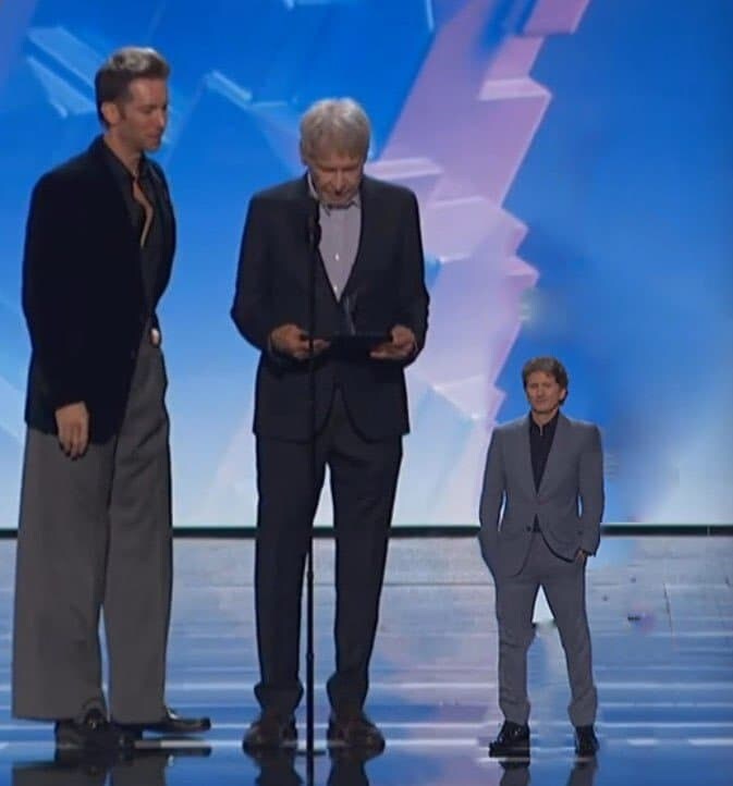 숏다리 토드 하워드_1.jpg