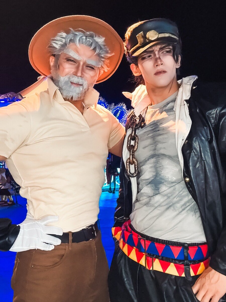 죠죠의 기묘한 크루세이더즈_2.jpg