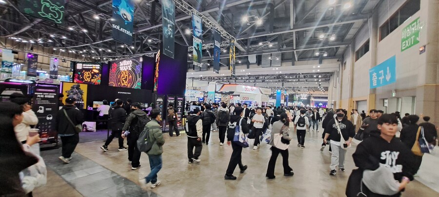 지스타에서 찍은 사진들_10.jpg