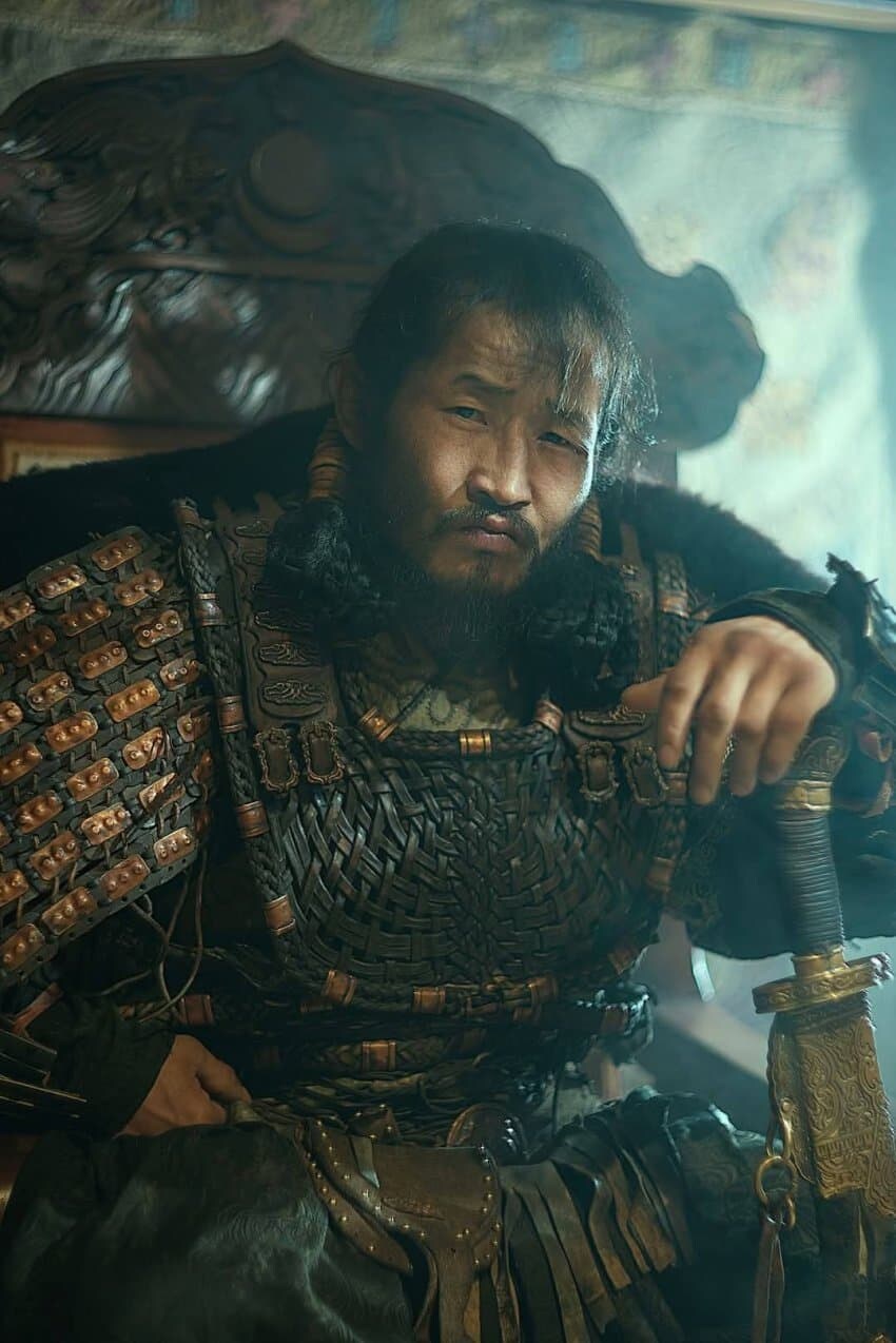 피지컬 아시아에 나온 수부타이 닮은 몽골 아저씨.jpg_2.jpg