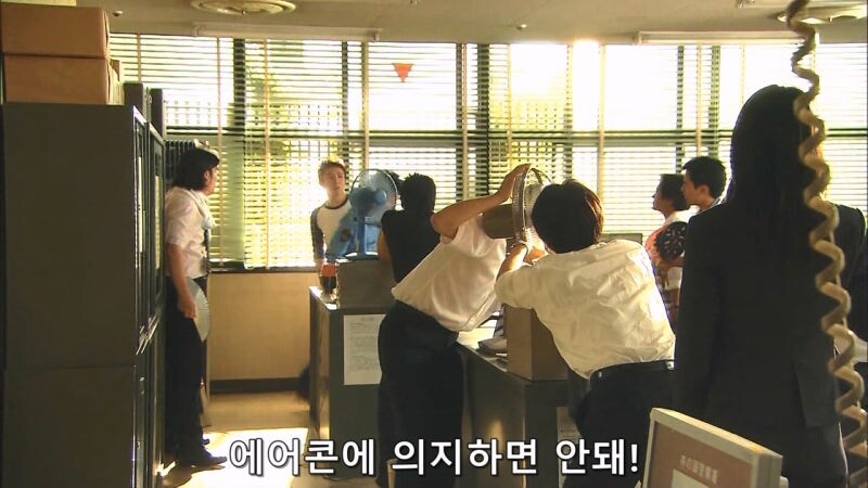 에어컨이 고장나면 꼭 A/S를 불러라._16.jpg