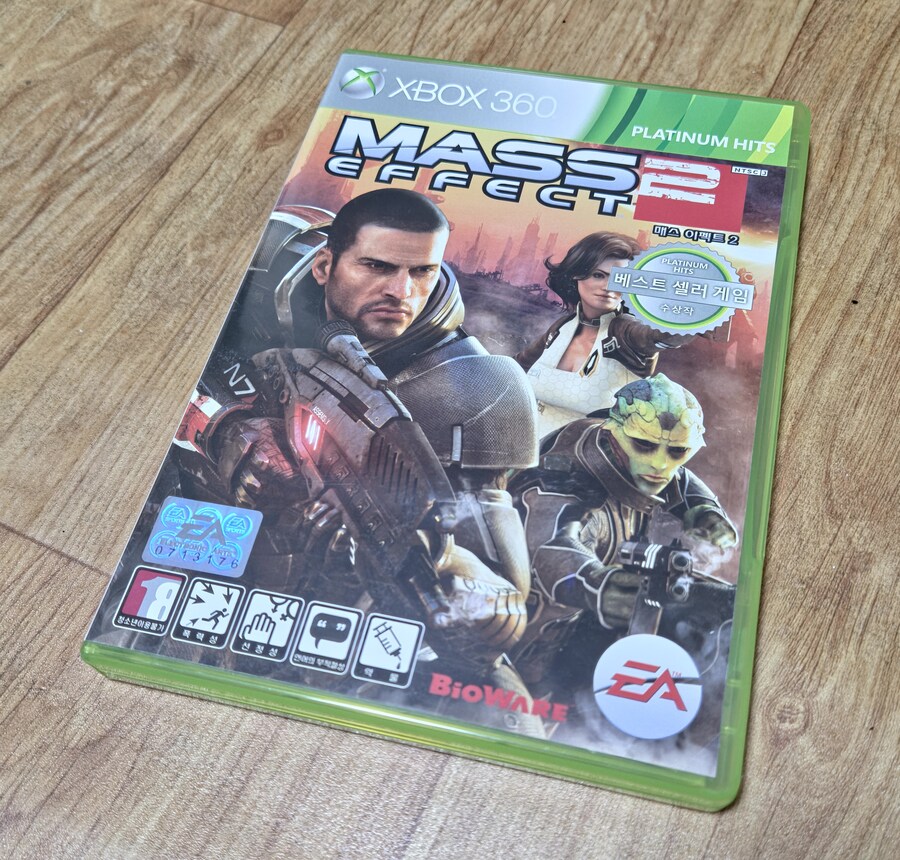 레데리 투 바이오웨어 게임들 엑박 패키지와 메뉴얼_1.jpg