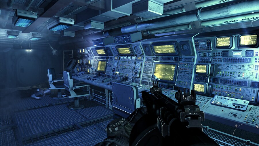 러시아군 잠수함의 내부_1.jpg