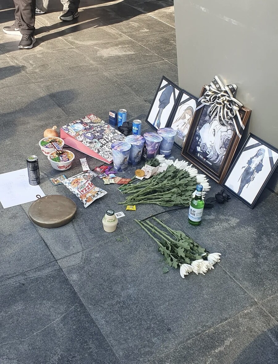 지스타 한켠에 마련된 추모공간_2.jpg