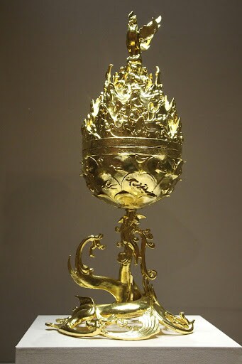 발견되면 일본애들이 눈깔 뒤집히는거_1.png