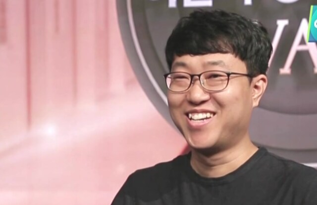 ??? : 엎드려 살지마라 스텔라!!_1.png