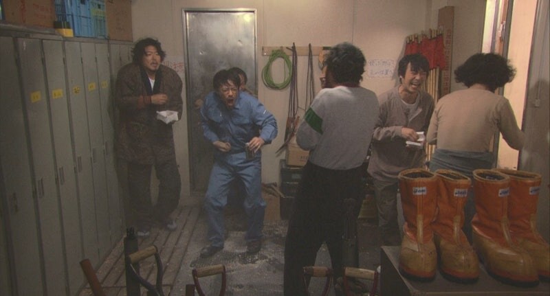 일본 남극기지에서 일어나는 이지메 현장_16.jpg